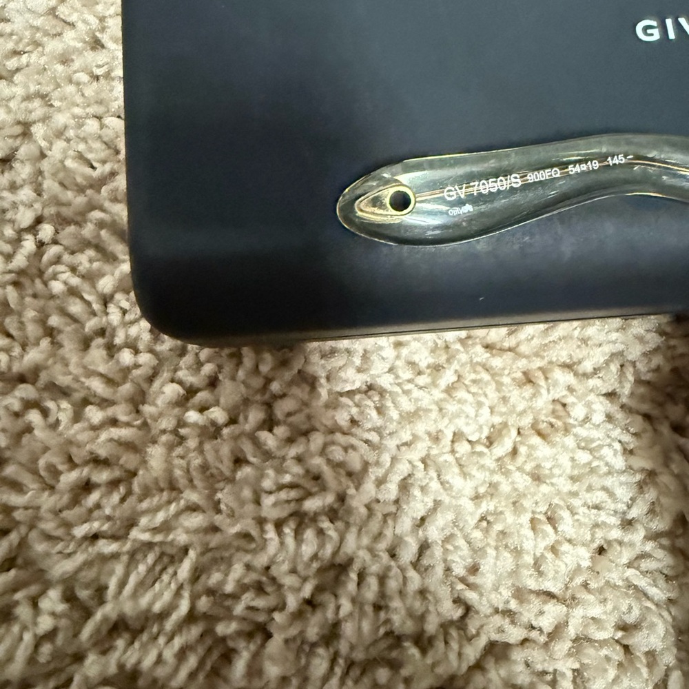 Givenchy Women's Sunglasses with Gold Frame - Picture 2 of 5
